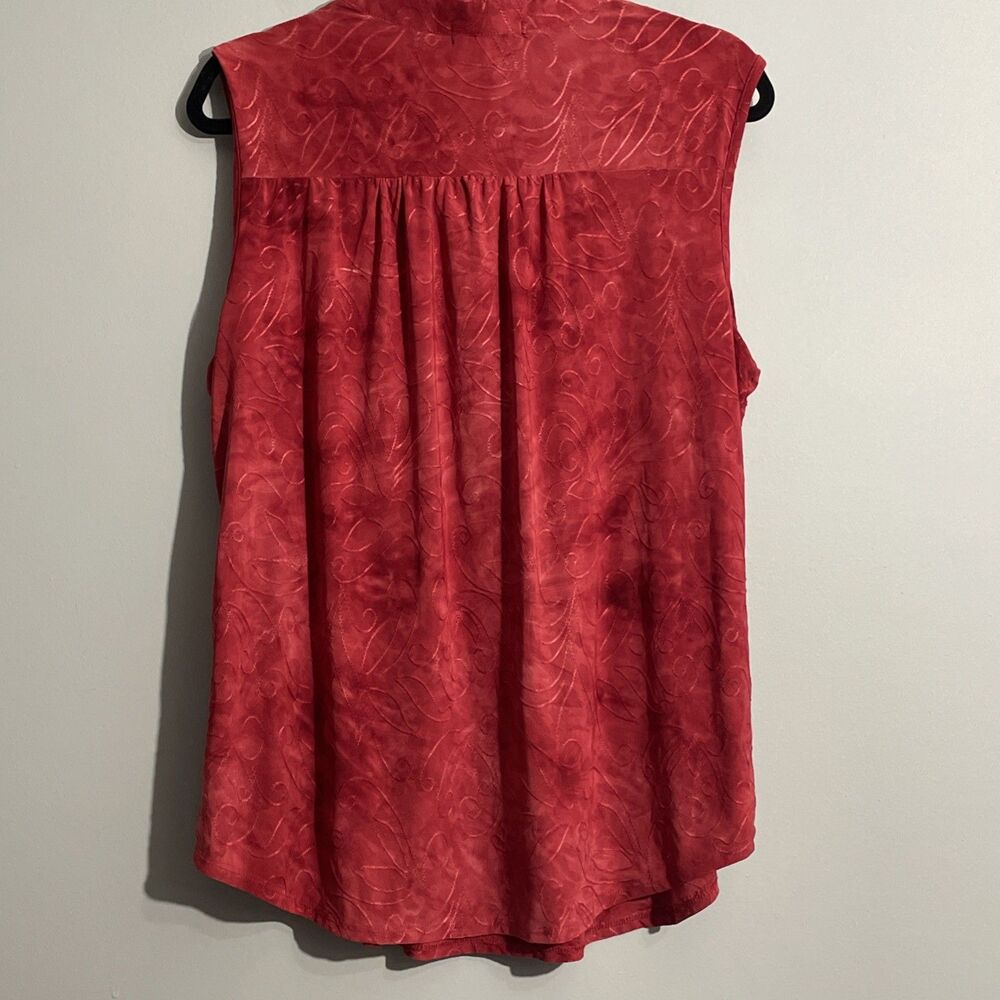 Westport Red Floral Pleated Tank Top Women’s Size L Sleeveless Blouse - Picture 2 of 10
